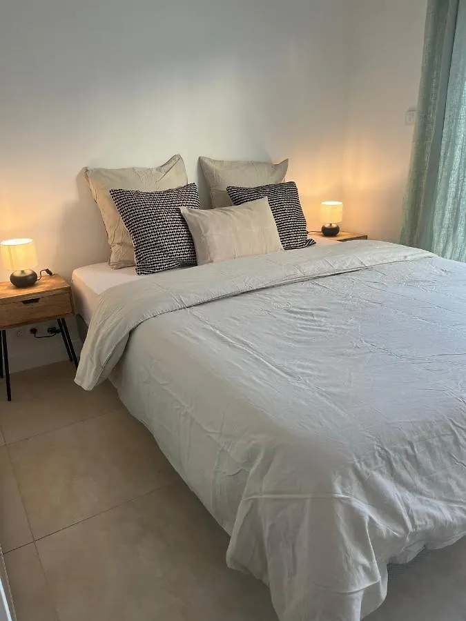 Appartement T2 proche commodités Nice France